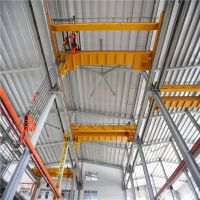 遼寧盤(pán)錦現(xiàn)場(chǎng)安裝橋式起重機(jī)