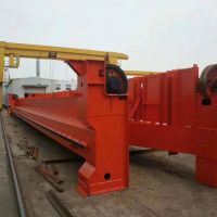 寧波鎮(zhèn)海QD型吊鉤橋式起重機