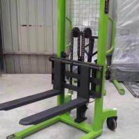 河南優(yōu)質便攜式裝卸貨電動叉車大量現(xiàn)貨