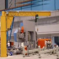 佛山起重機，行吊，龍門吊，懸臂吊，升降貨梯起重機配件維修