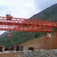 佛山起重機、行吊、升降平臺、貨梯‘起重配件及安裝維修