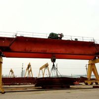 上饒雙梁橋式起重機(jī)廠家直銷