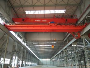 上海QD吊鉤橋式起重機(jī)