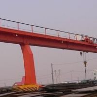 成都起重機(jī)廠家-成都龍門(mén)吊