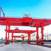 軌道式集裝箱門(mén)式起重機(jī)